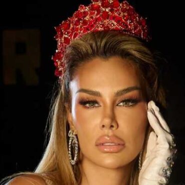 Ninel conde ojos verdes