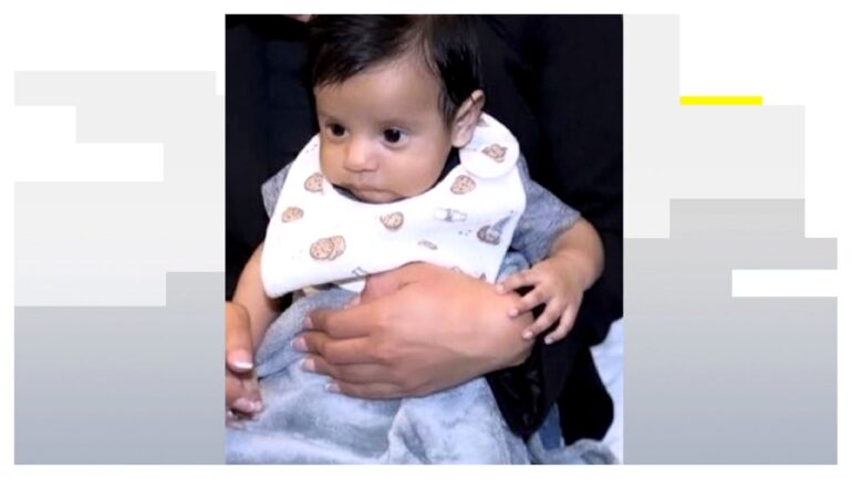 Deportan bebe de 2 meses